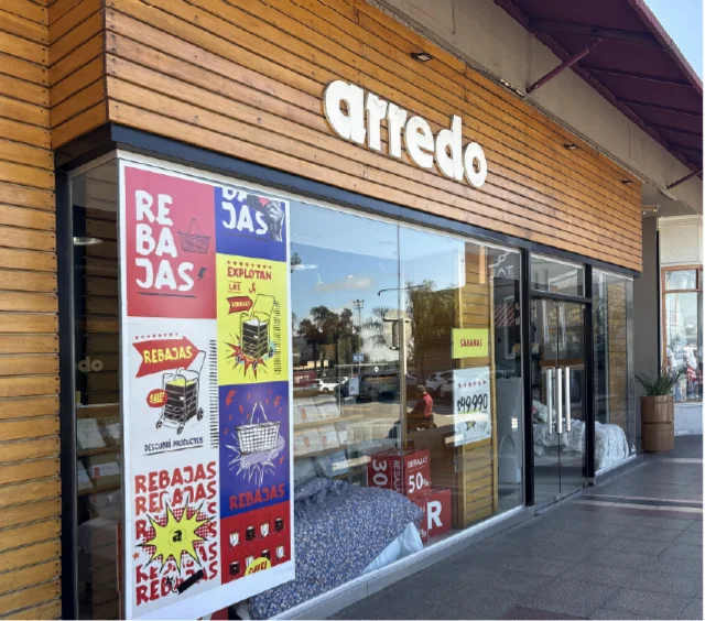 Fachada del local de Arredo