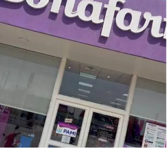 Fachada de la farmacia Bonafarma