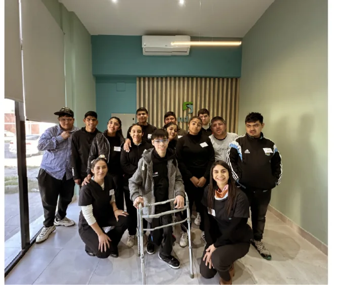 Equipo profesional de Senderos en el centro